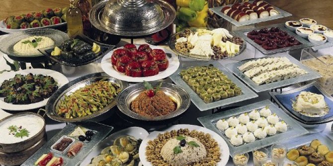 "RAMAZANDA AÇ KALINAN SAATLERİN ACISINI BAYRAMDA ÇIKARMAYIN"