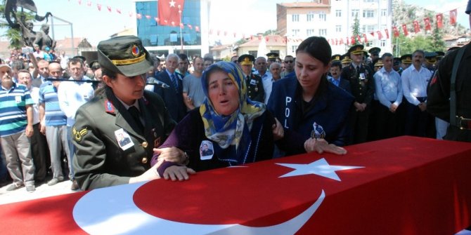 TOKATLI ŞEHİT SON YOLCULUĞUNA UĞURLANDI
