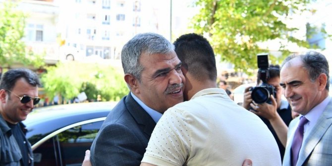 BAŞBAKAN YARDIMCISI VEYSİ KAYNAK, “AFRİN BÖLGESİNİN TERÖR UNSURLARINDAN TEMİZLENMESİ GEREKİR”