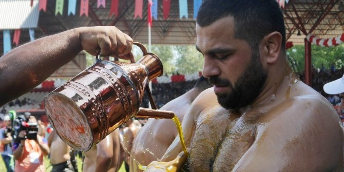 KIRKPINAR PEHLİVANLARI 2 TON ZEYTİN YAĞIYLA YAĞLANACAK