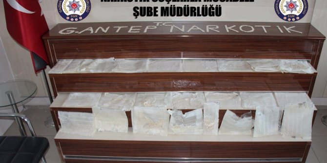 2,5 MİLYONLUK UYUŞTURUCU HAP ELE GEÇİRİLDİ