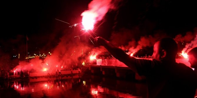 SAMSUNSPORLU TARAFTARLARDAN DEV 52. YIL KUTLAMASI