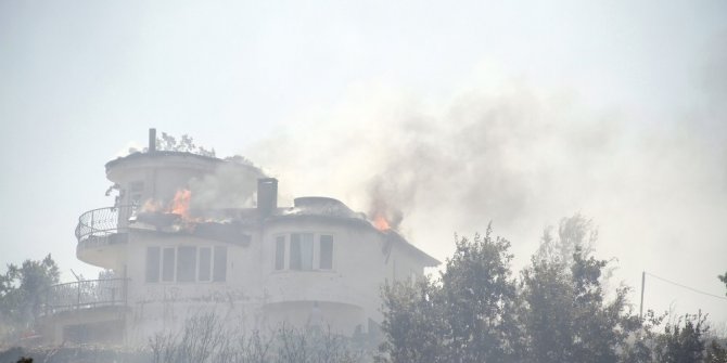 ALANYA'DA ÇIKAN YANGIN 26 SAATTİR DURDURULAMIYOR