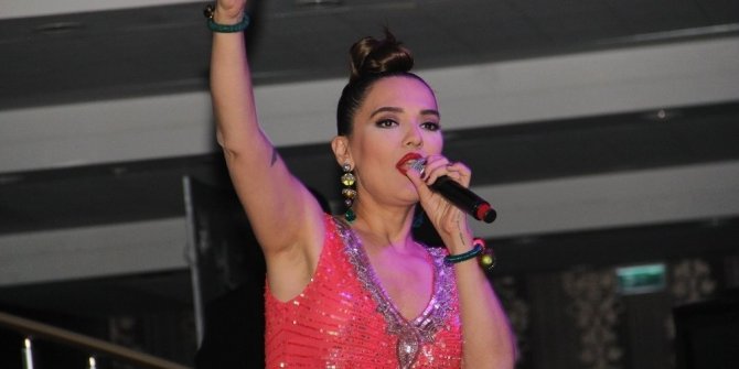 DEMET AKALIN’DAN TEPKİ ÇEKEN PAYLAŞIM