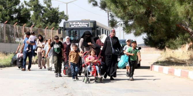 16 BİN SURİYELİ TÜRKİYE’YE DÖNDÜ