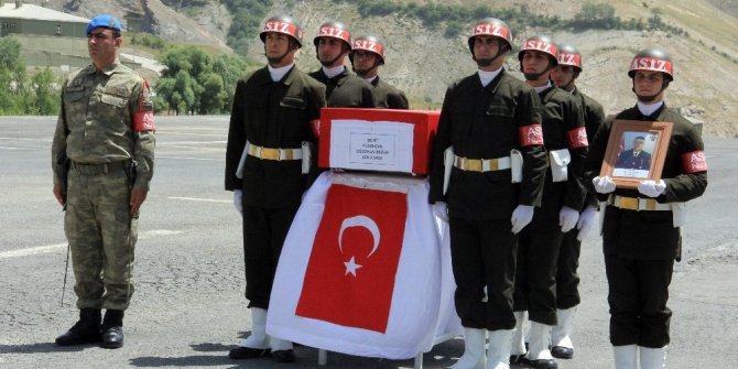 ŞEHİT UZMAN ÇAVUŞ İÇİN TÖREN DÜZENLENDİ