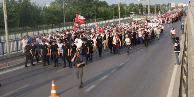 ADALET YÜRÜYÜŞÜ’NE HDP’Lİ GRUPLAR DA KATILDI