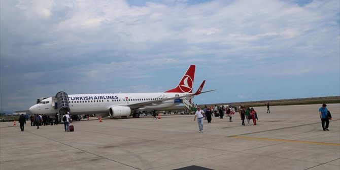 DENİZDEKİ HAVALİMANINI 1,5 MİLYON YOLCU KULLANDI