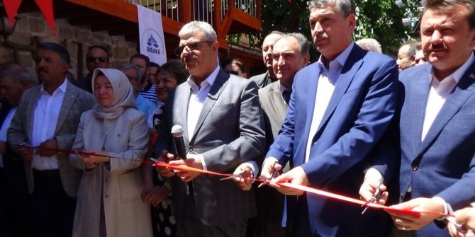 BAŞBAKAN YARDIMCISI KAYNAK: "BU KIŞKIRTMALAR TÜRKİYE’Yİ ASTANA’DA MASADAN KALDIRTMAK AMAÇLI OLABİLİR"