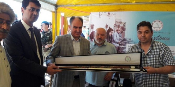 BEÜ 2. ULUSLARARASI TÜRKOĞLU AVASIM TÜRK OYUNLARI FESTİVALİNE KATILDI