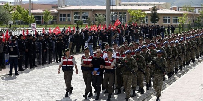 TSK'DAN YAKLAŞIK 8 BİN PERSONEL İHRAÇ EDİLDİ