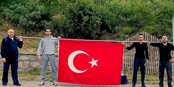 CUNTACILARI UNUTTURMAMAK İÇİN İSTANBUL'DAN ANKARA'YA YÜRÜDÜ