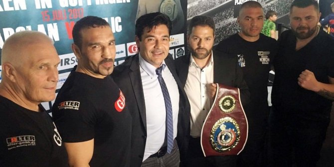 FIRAT ARSLAN RAKİBİYLE KARŞI KARŞIYA GELDİ