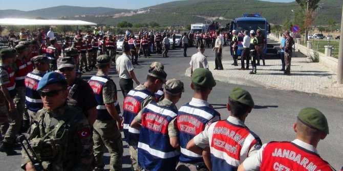 SUİKAST TİMİ DURUŞMASINDA ‘DELİKANLI’ TARTIŞMASI