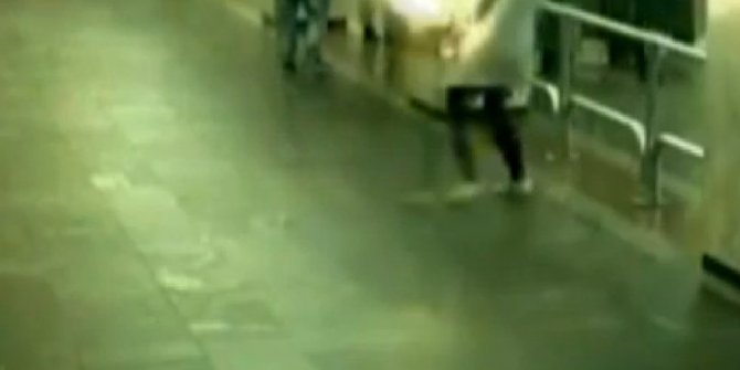 ELEKTRONİK SİGARA BÖYLE PATLADI