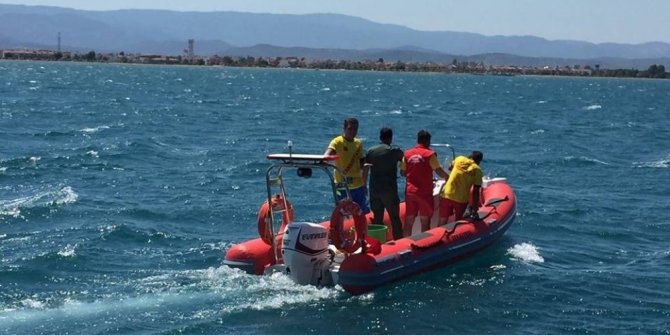 DENİZDE KAYBOLAN ŞAHIS 30 MİL SÜRÜKLENDİ