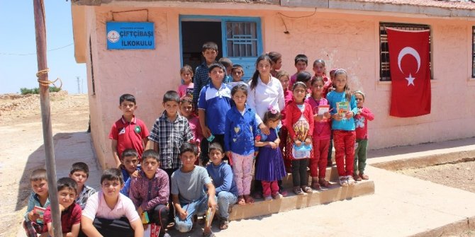 ŞEHİT ÖĞRETMENİN EŞYALARI AİLESİNE GÖNDERİLDİ