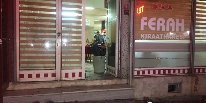 KAHVEHANEYE SİLAHLI SALDIRI:1'İ AĞIR 2 YARALI