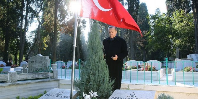 ERDOĞAN, YOL ARKADAŞINI YAZDI