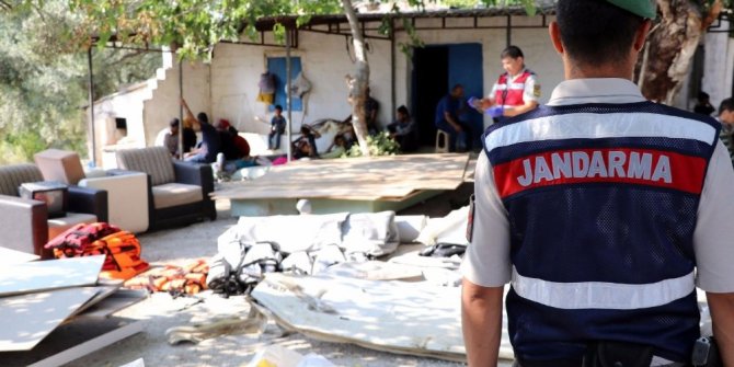 HEM PARALARINI ALDILAR HEM ÇALIŞTIRDILAR