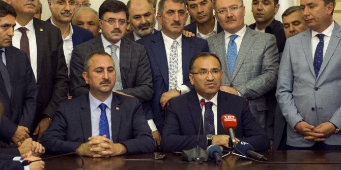 BAKANLIKLARDA DEVİR TESLİM