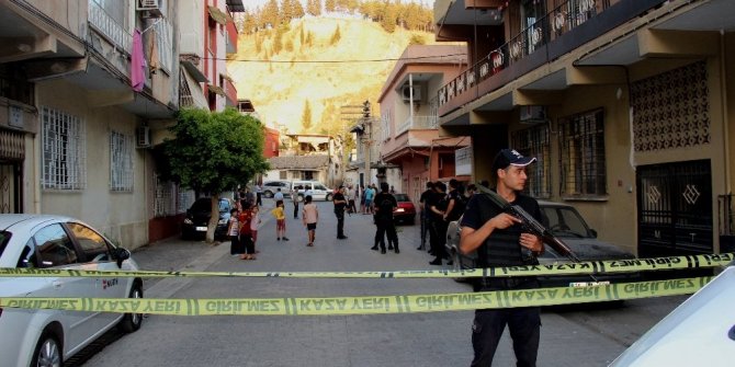 POMPALI TÜFEKLE ÖLÜM SAÇTI: 2 ÖLÜ, 1 YARALI