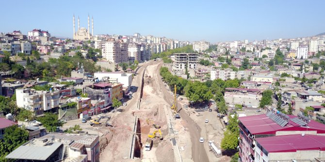 KARAMANLI KAVŞAK ÇALIŞMALARI DEVAM EDİYOR