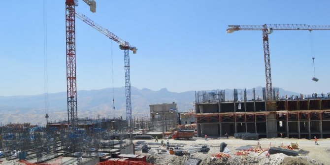 ŞIRNAK YENİDEN İNŞA EDİLİYOR