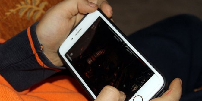 ÇOCUKLAR İÇİN SADECE GÜNDÜZ ÇALIŞAN AKILLI TELEFON ÜRETİLDİ