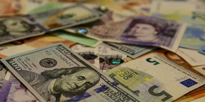 TÜRKİYE DOLARA KARŞI YÜKSELEN AVRO İLE KAZANACAK