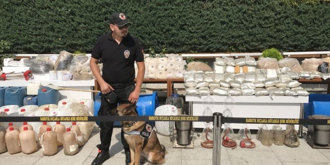 ÇİFTLİKTE 1 TON 400 KİLO EROİN ELE GEÇİRİLDİ