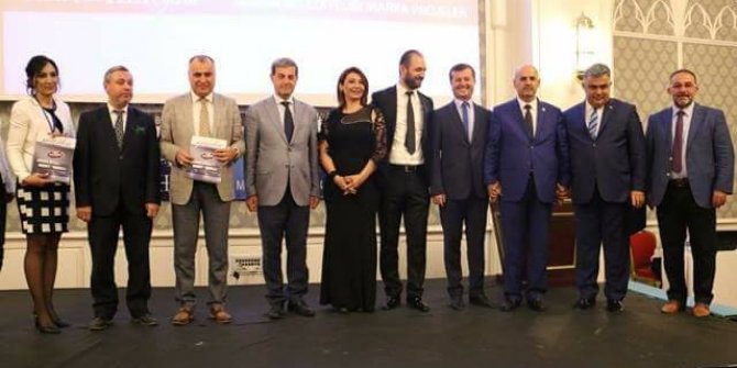 MARKA BELEDİYELER’DEN BAŞKAN BOZDAĞ’A ÖDÜL