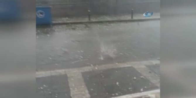 İSTANBUL’DA CEVİZ BÜYÜKLÜĞÜNDE YAĞAN DOLU KAMERADA