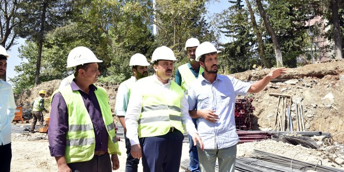 BAŞKAN ERKOÇ: “ŞEHRİMİZİN DÖRT BİR YANINA OTOPARK YAPACAĞIZ”