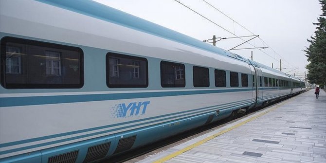 BAKAN ÇAVUŞOĞLU'NDAN HIZLI TREN HATTI MÜJDESİ