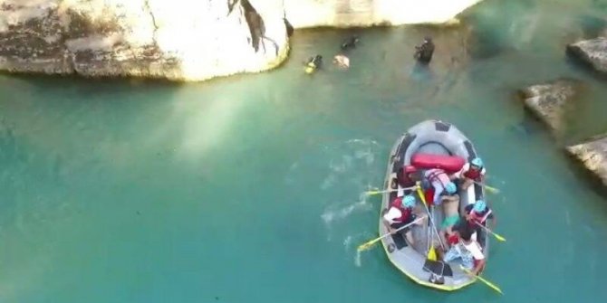 18 YAŞINDAKİ GENÇ ÖLÜME ATLADI