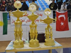 Diyarbakırlı Kızlar Irakta Şampiyon Oldu