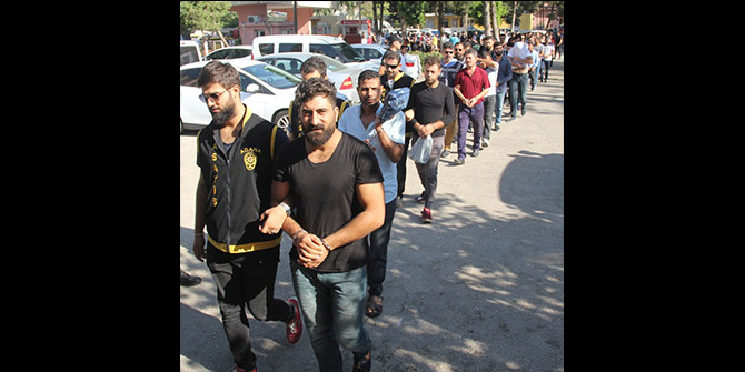 YAŞLI KADIN DOLANDIRICI ÇETESİNİ ÇÖKERTTİ!