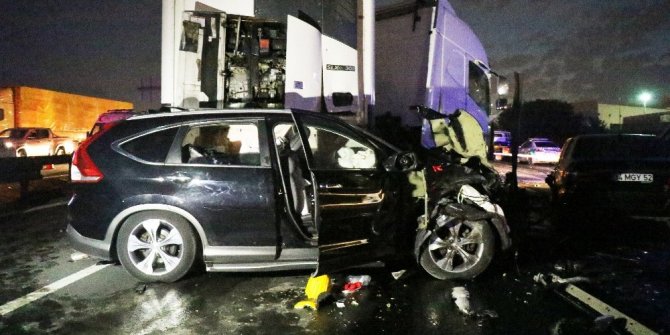 TEM OTOYOLUNDA KATLİAM GİBİ KAZA: 6 ÖLÜ