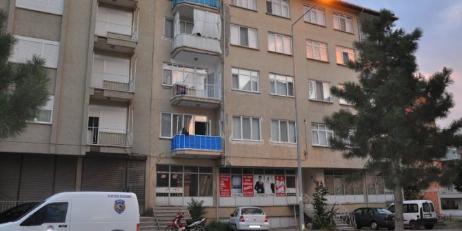 4. KATTAN DÜŞEN HEMŞİRE HAYATINI KAYBETTİ