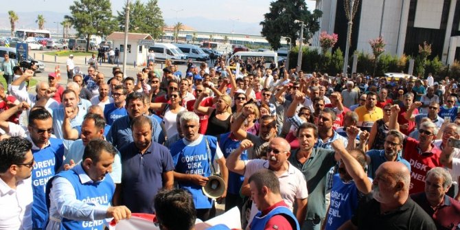 İŞÇİLER YARIM GÜN İŞ BIRAKTI