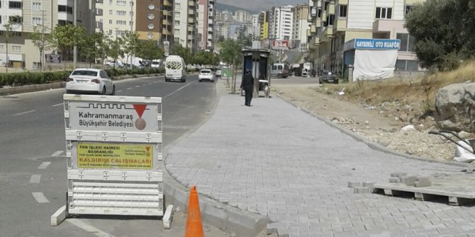 BÜYÜKŞEHİR’DEN BORDÜR DÖŞEME