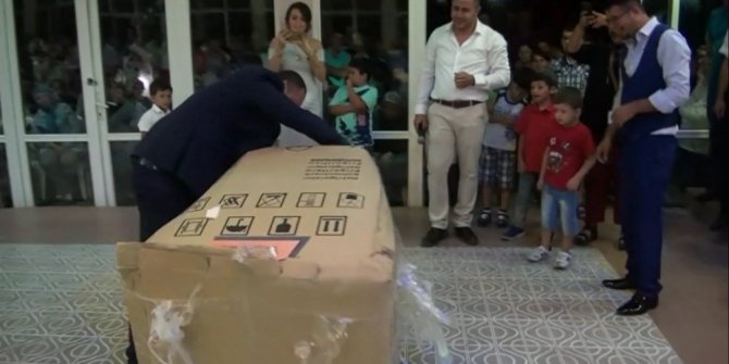 BÖYLE DÜĞÜN HEDİYESİ GÖRÜLMEDİ