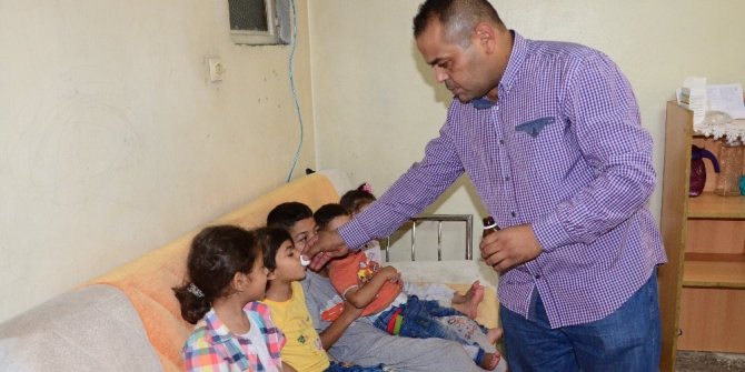 5 ÇOCUKLA TEK GÖZ ODADA YAŞAM MÜCADELESİ