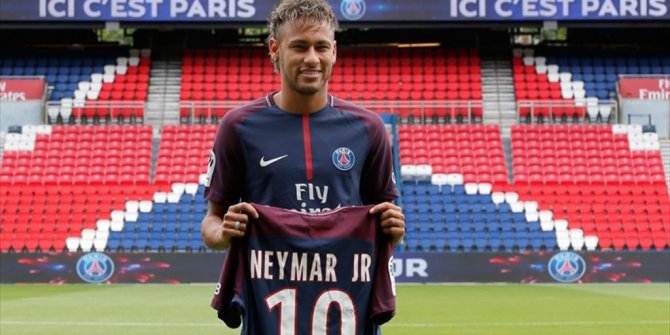 NEYMAR'IN 10 NUMARALI YENİ FORMASI SATIŞ REKORU KIRDI