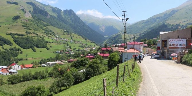 YURT DIŞINDAN BİLE SÜTLAÇ YEMEK İÇİN GELİYORLAR