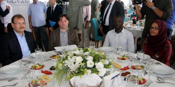 "AFRİKA İLE TİCARET 5.5 MİLYARDAN 20 MİLYAR DOLARA"