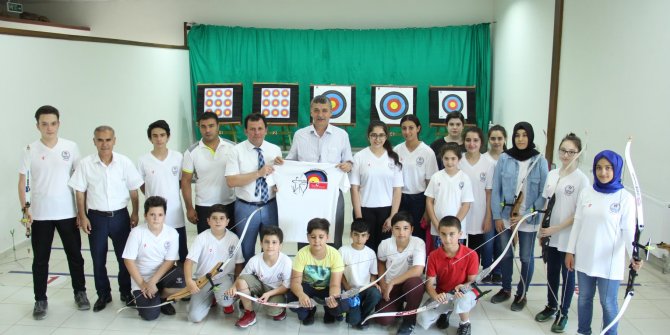 GÜVENÇ GENÇLERLE BİR ARAYA GELDİ