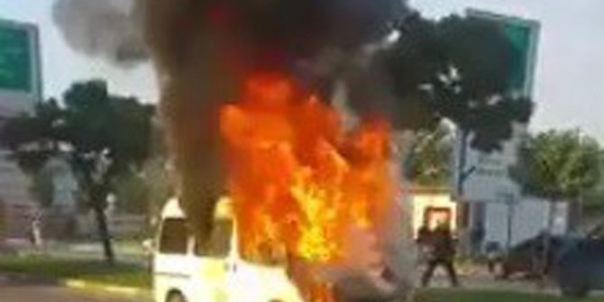 SÜRÜCÜ CANINI ZOR KURTARDI