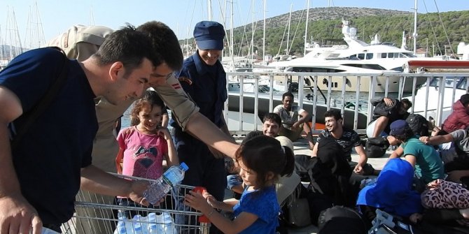 ÖLÜM YOLCULUĞUNA ÇIKAN 60 GÖÇMEN YAKALANDI
